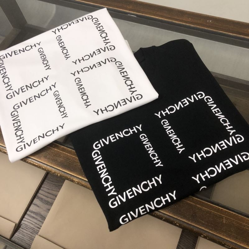 Givenchy T-Shirts